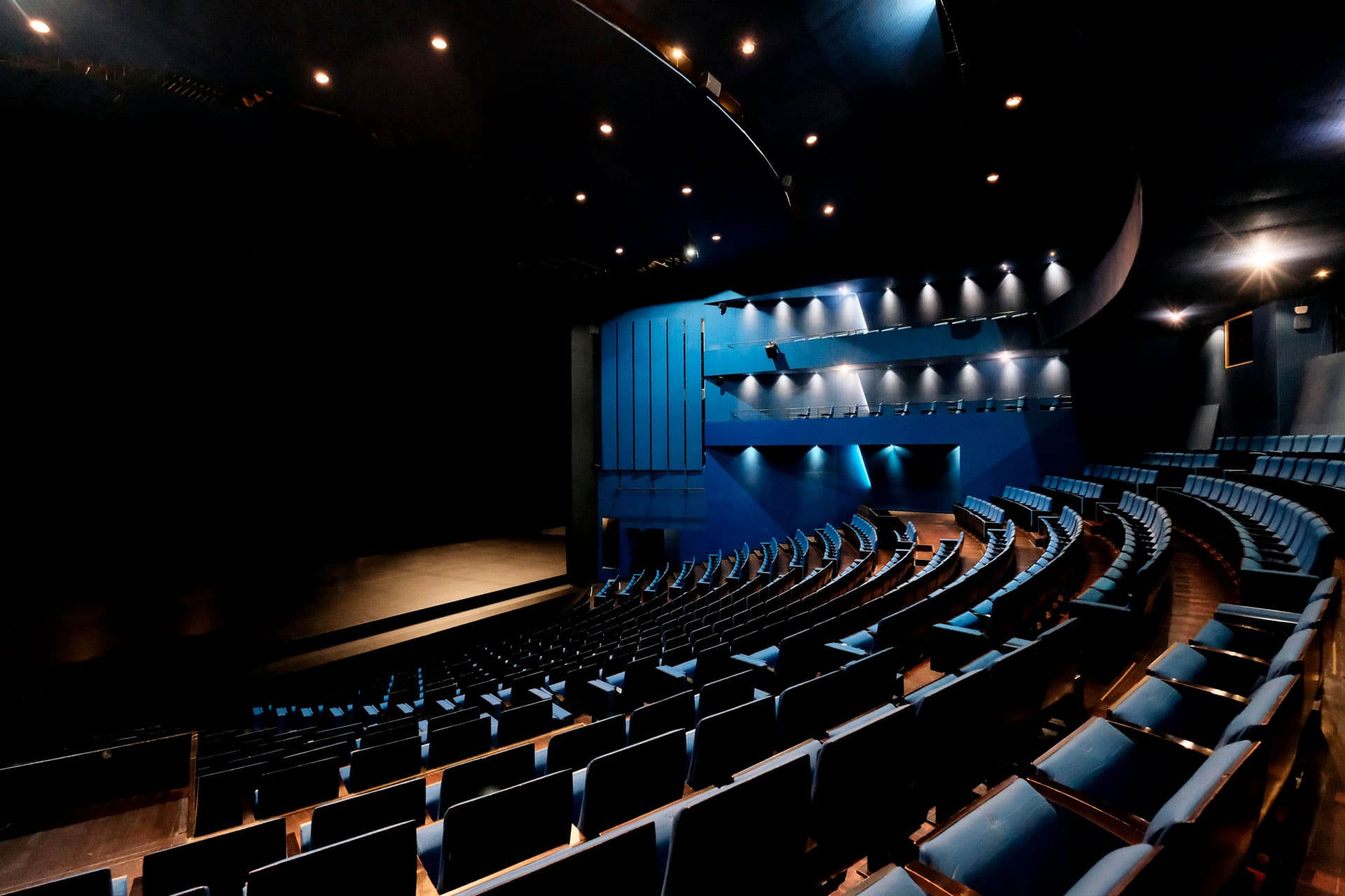 La grande Salle du ThéatredelaCité CDN Toulouse Occitanie (642 places)
